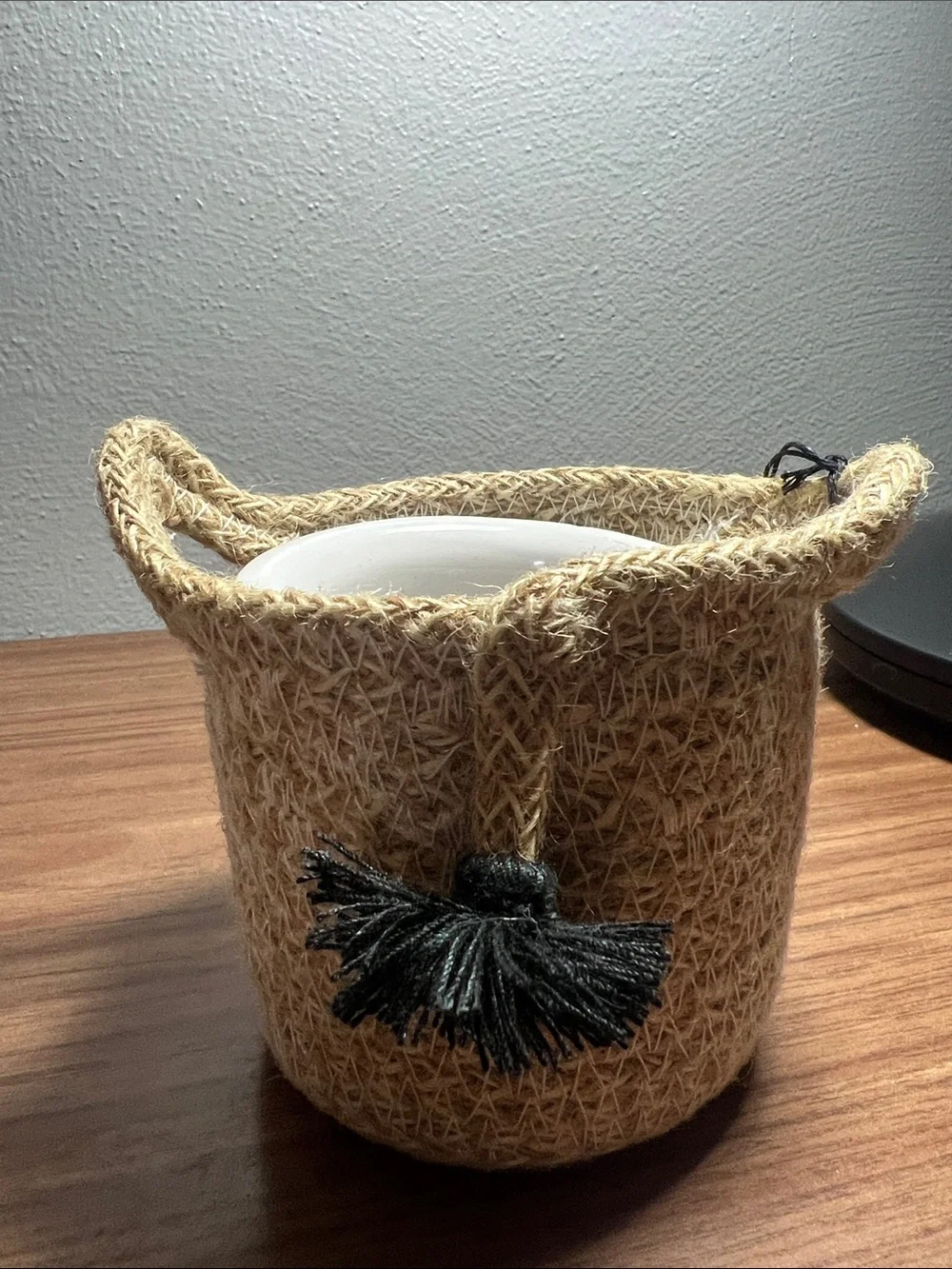 Beige Cat Face Rope Planter by Ten Thousand Villages NWT